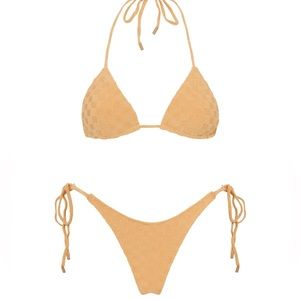Triangl bikini. Style “Vinca”, colour “Yani”